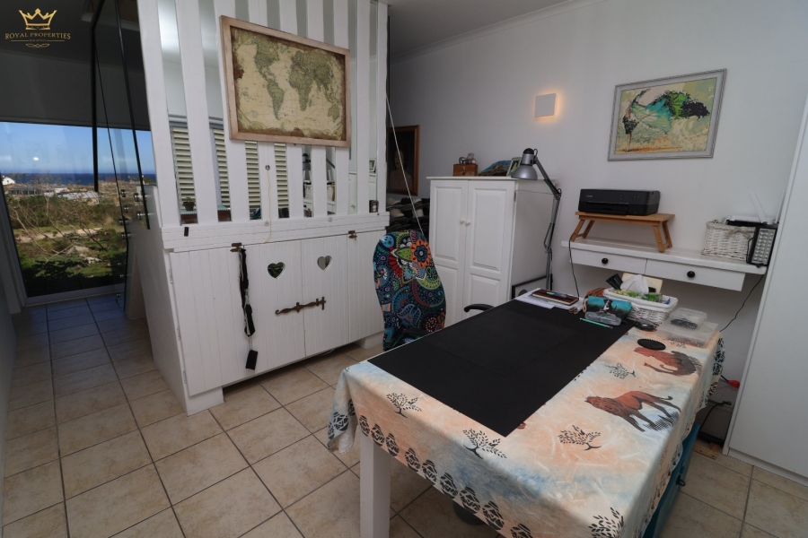 3 Bedroom Property for Sale in Sunny Seas Estate Western Cape